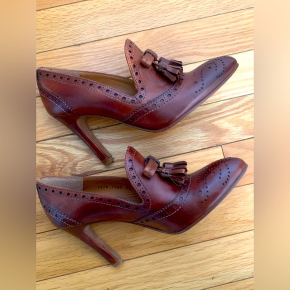 Leather pumps - Picture 1 of 3